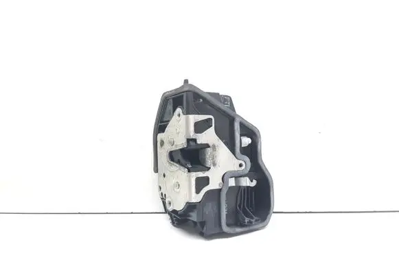BMW 5 E60 E61 Front door lock 7167071