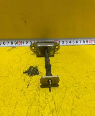 Nissan Note (E11) Front door check strap stopper 