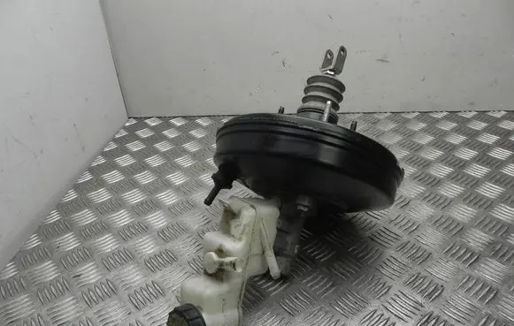 Toyota Yaris Brake booster 472000D540 VD20553