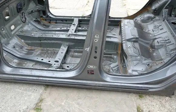 Opel Insignia B Sill