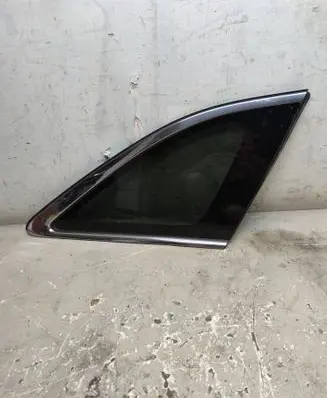 KIA Sorento Rear side window 43R000399 E000008
