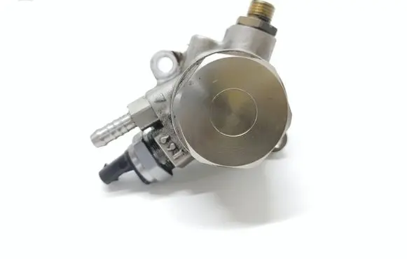 Audi A3 S3 8V Fuel injection high pressure pump 04E127026AG 0657557 HFS03441K