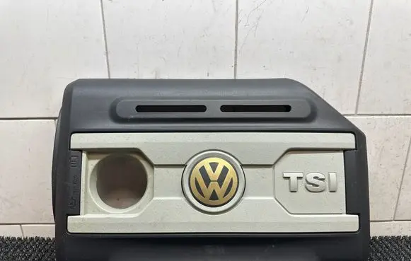 Volkswagen PASSAT CC Engine cover (trim) 06J103925P 06J103925Q 06J103925R