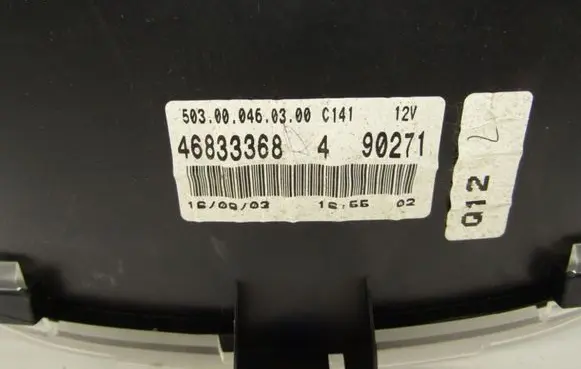 Fiat Punto (188) Speedometer (instrument cluster) 46833368