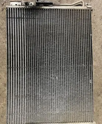 Jeep Grand Cherokee (WK) A/C cooling radiator (condenser)
