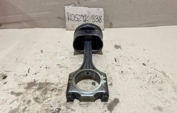 Volkswagen Polo IV 9N3 Piston with connecting rod 03EG