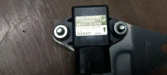 Lexus GS 250 350 300H 450H ESP acceleration yaw rate sensor 8919122020