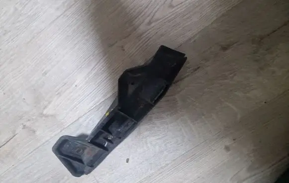 Opel Movano B Fender mounting bracket 960160000R