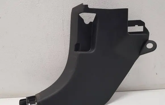 Renault Captur II Foot area side trim 768376603R
