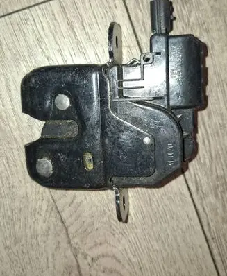 Renault Megane III Tailgate lock latch 846307169R