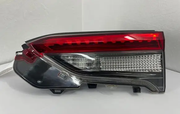 Toyota RAV 4 (XA50) Tailgate rear/tail lights 8158042151