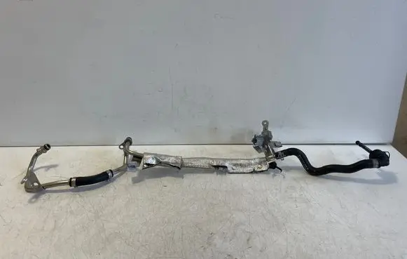 Mercedes-Benz GLB X247 Engine coolant pipe/hose A2475010425