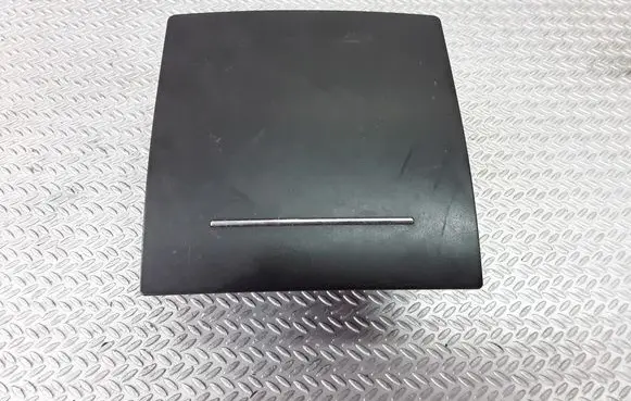 Skoda Octavia Mk2 (1Z) Glove box central console 1Z0863284