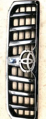 Toyota Land Cruiser (J120) Front bumper upper radiator grill 5311160500