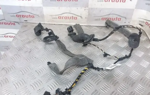 Volvo S40 Rear door wiring loom 30724273B 996693103