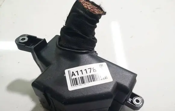 Volkswagen PASSAT CC Fuse box set 44207179