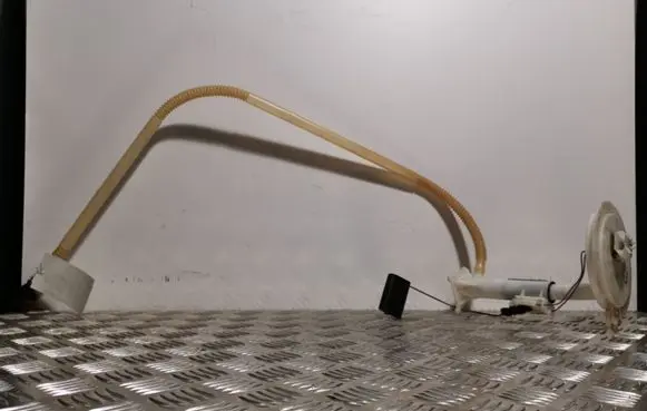 Fuel level sensor