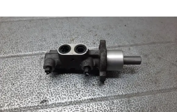 Peugeot 206 CC Master brake cylinder