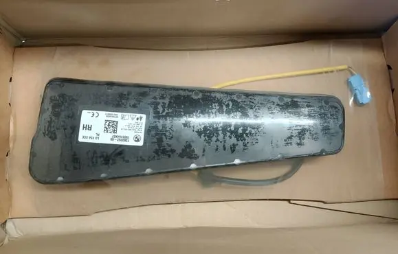 Mini Clubman F54 Seat airbag 72127360262 0589P10076