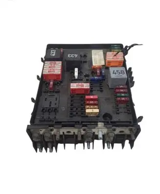 Volkswagen Golf V Fuse module 1K0937124H
