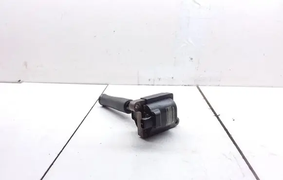 High voltage ignition coil