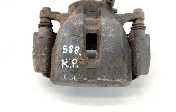 Toyota RAV 4 (XA40) Front brake caliper 6328