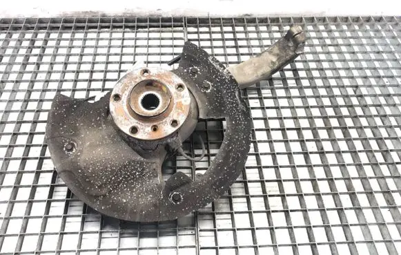 BMW X6 E71 Front wheel hub spindle knuckle 6773784