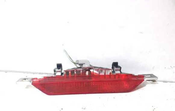 Toyota Corolla E120 E130 Third/center stoplight 52023