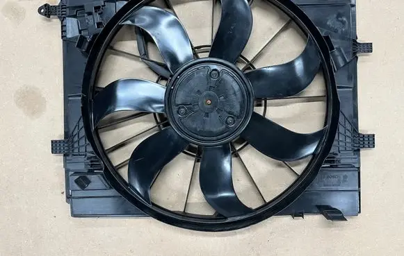 Mercedes-Benz EQC Electric radiator cooling fan A0999063902