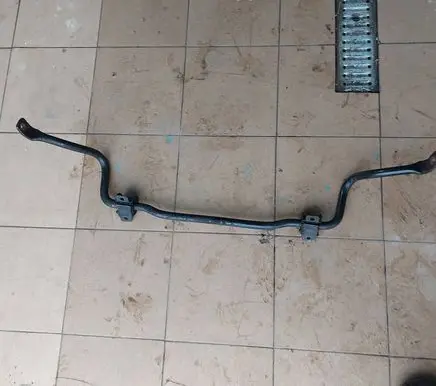 Ford Kuga I Front anti-roll bar/sway bar 3M515B484Ae