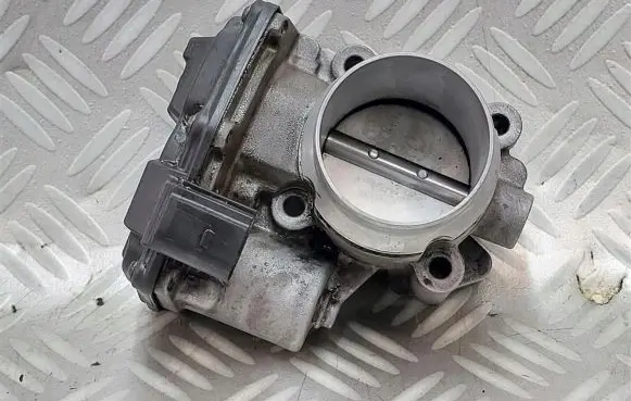 Volvo XC40 Throttle body valve 31465702