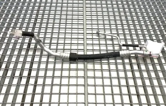 Air conditioning (A/C) pipe/hose