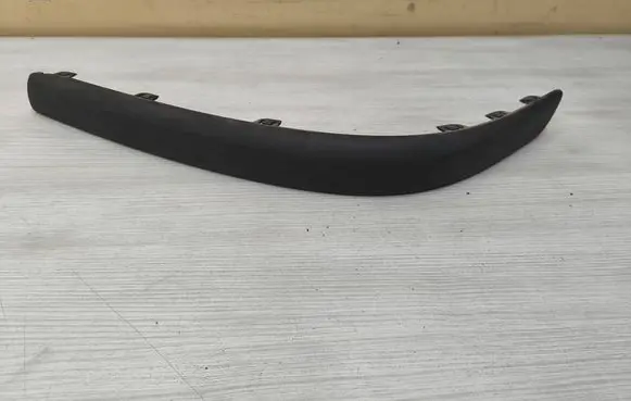 Volvo S60 Front bumper splitter molding 9484010