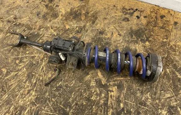BMW 5 GT F07 Front shock absorber/damper 6796926