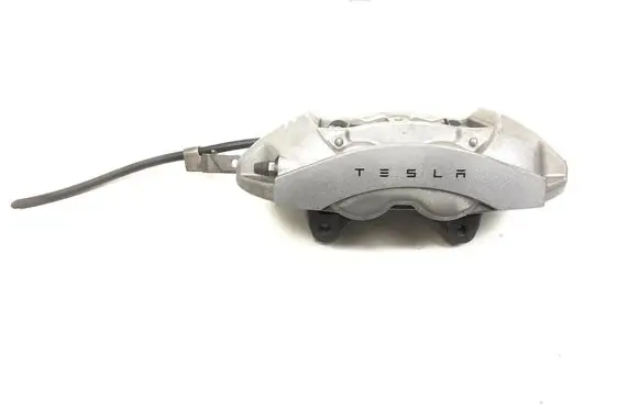 Tesla Model 3 Front brake caliper 104462100E