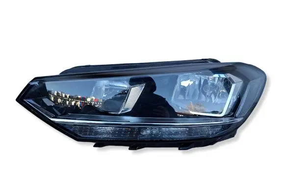 Volkswagen Tiguan Headlight/headlamp 030129920100 5TB941005C