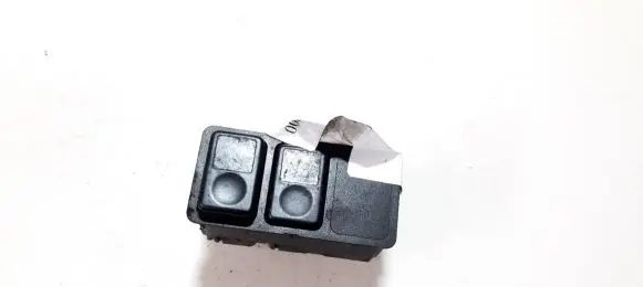 Rover 214 - 216 - 220 Windscreen/window heater switch m10469