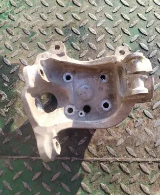 BMW 5 E60 E61 Front wheel hub 6760953