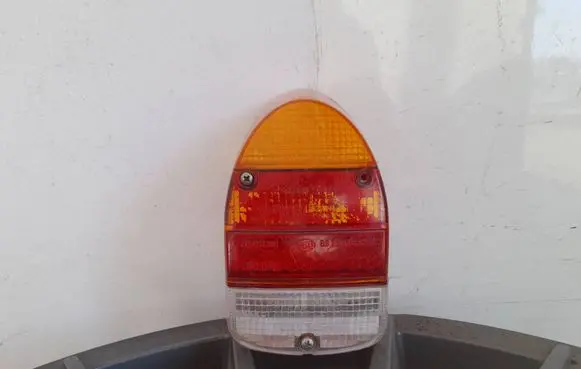 Volkswagen Beetle 1500 Tail light lenses IGM5210PR