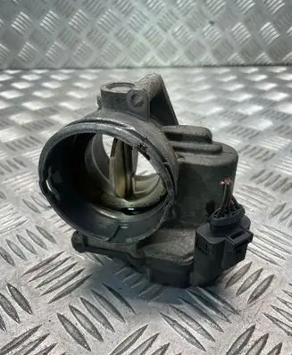 Volkswagen Golf Plus Throttle valve 03G128063A