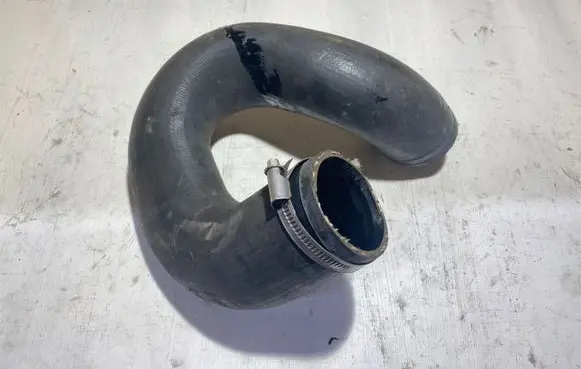 Land Rover Range Rover Sport L494 Intercooler hose/pipe CPLA6K83CA