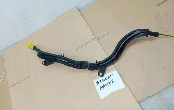 Opel Movano B Oil level dip stick 8200457623