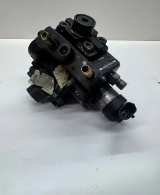 Fuel injection high pressure pump