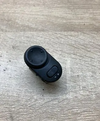 Opel Astra G Wing mirror switch 09130503