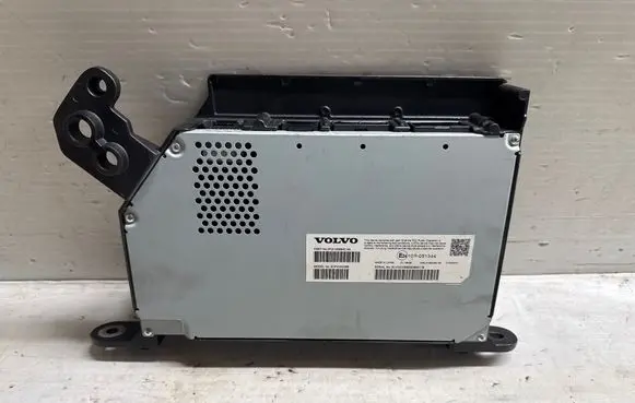 Volvo S90, V90 Sound amplifier 31456840