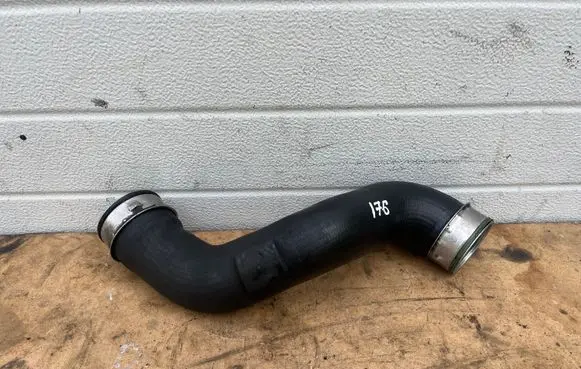 Mercedes-Benz S W220 Intercooler hose/pipe A2205280782