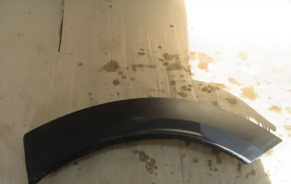 Rear arch trim