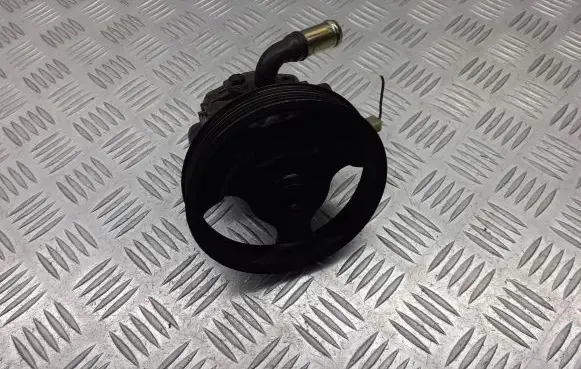 Mazda 3 I Power steering pump