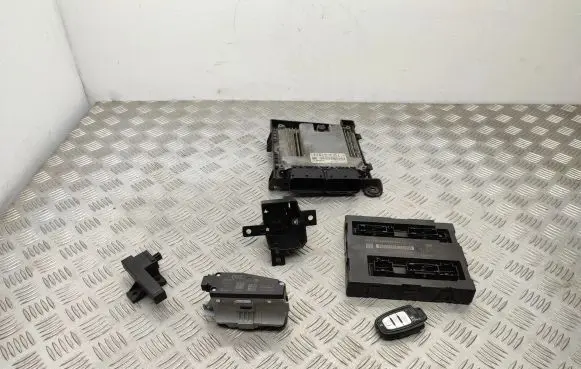 Audi A8 S8 D4 4H Engine ECU kit and lock set 4H0905852C 8K0907247 4H0959754DD