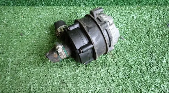 Maserati Ghibli Electric auxiliary coolant/water pump 670005347